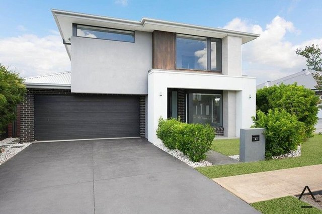 41 Tonkin Way, NSW 2570