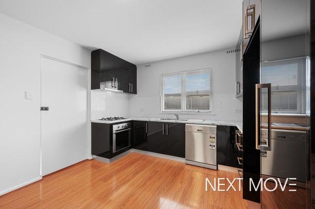 3/137 North Lake Road, WA 6156