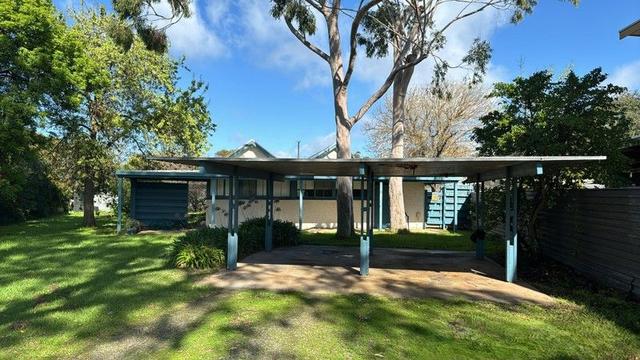 10 The Parkway, SA 5211