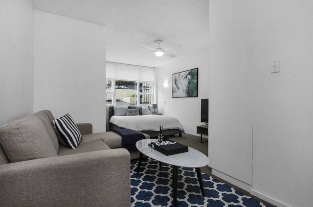 2/147-151 Brougham Street, NSW 2011