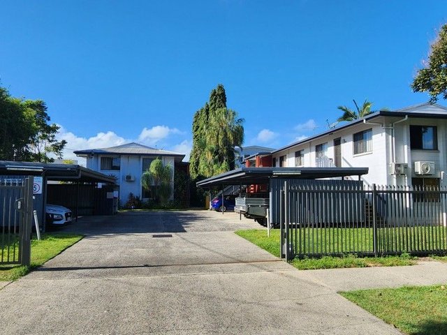 8/15 Earl Street, QLD 4870