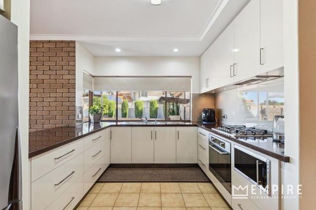14 Hopkins Way, WA 6163