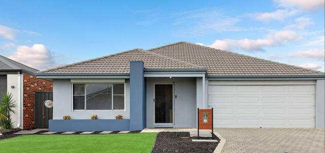 30 Charnwood Grove, WA 6112