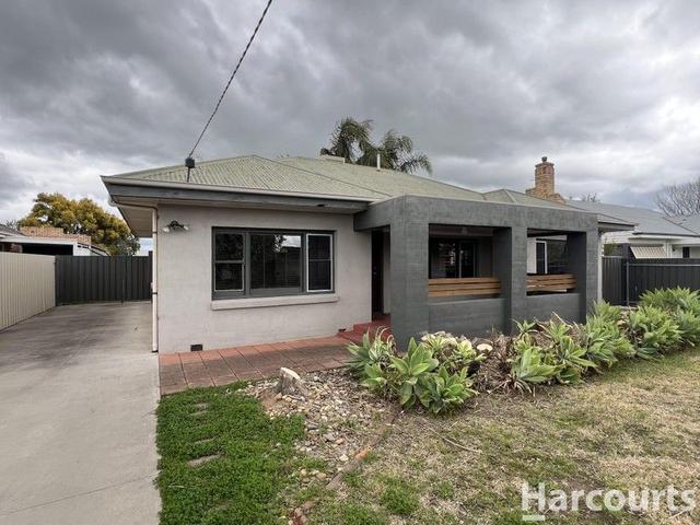 9 Wallis Street, VIC 3400