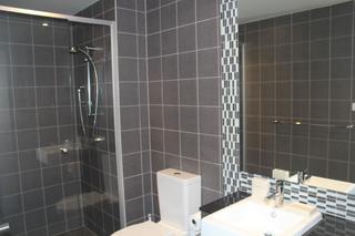 Bathroom (2016-03-04)