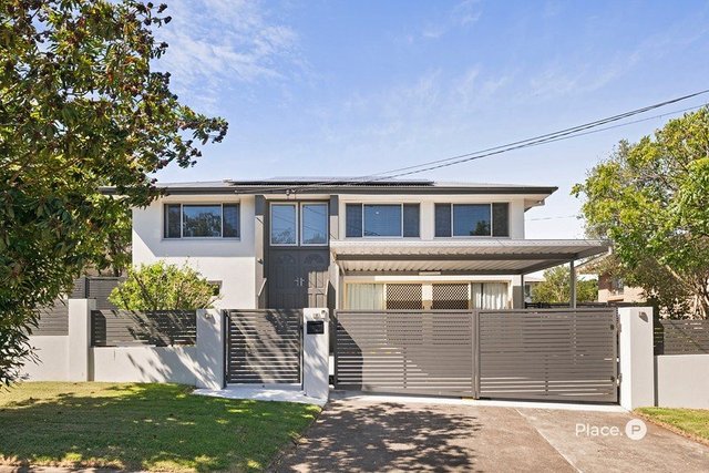 9 Nevern Street, QLD 4109