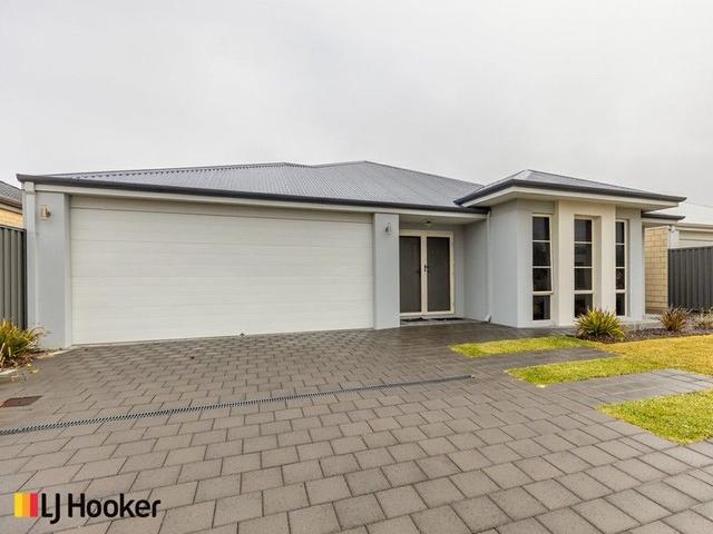 12 Bronzite Road, WA 6164