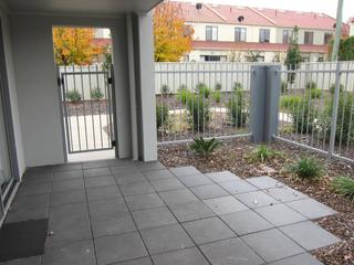 Courtyard (2011-05-23)