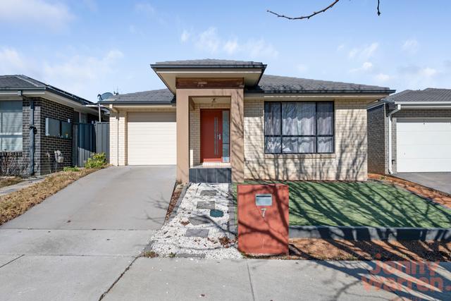 7 Ouaida Street, ACT 2914