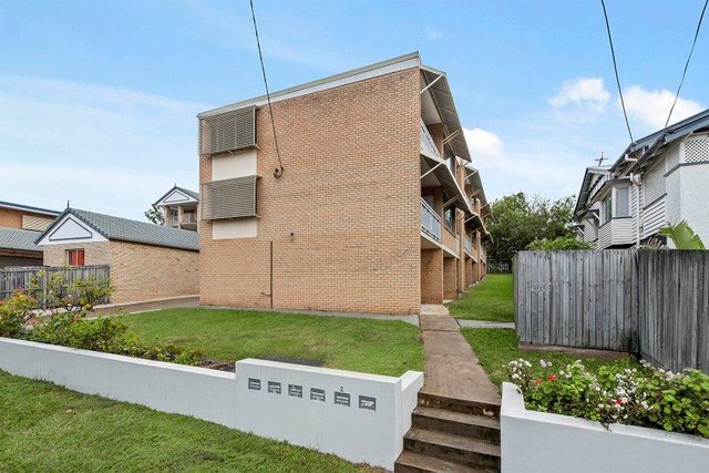 67 King Street, QLD 4103