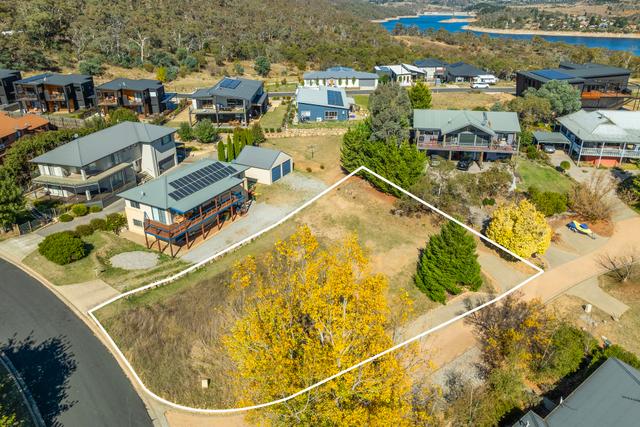 2 Yaralla Close, NSW 2627