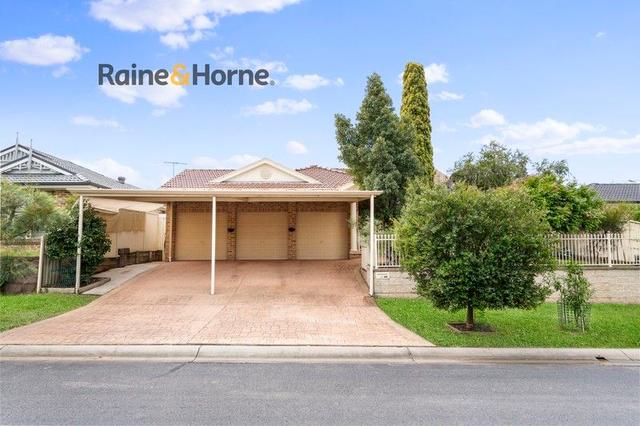 11 Padua Close, NSW 2170