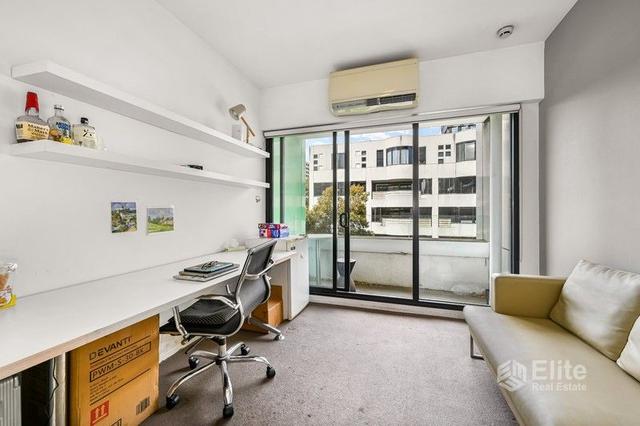 302/139 Bouverie Street, VIC 3053