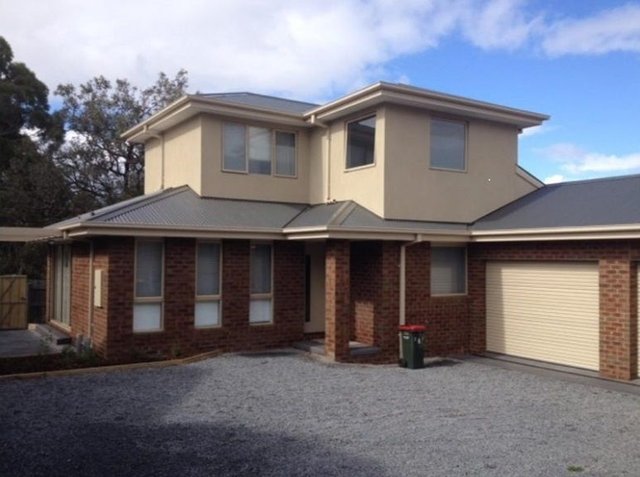 2/1 Ian Crescent, VIC 3132