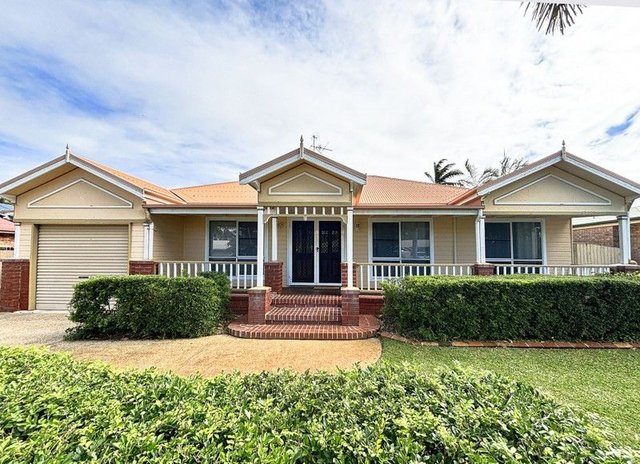 30 Elizabeth Drive, QLD 4750