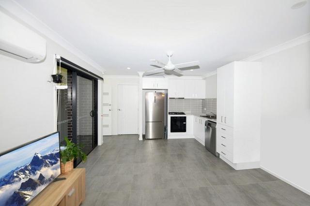 2/18 Forrest Way, NSW 2380