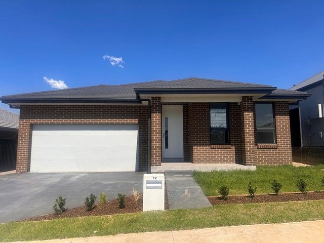 12 Dwon Street, NSW 2571