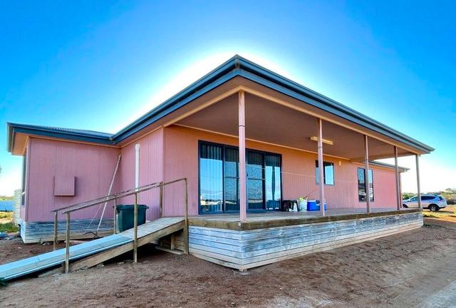 17 Saunders Drive, SA 5690