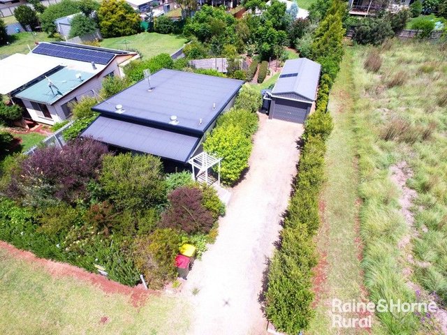 7 Gibson, QLD 4608
