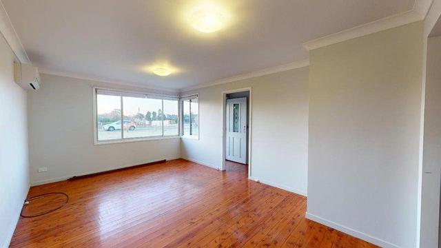 9 Racecourse Road, NSW 2325