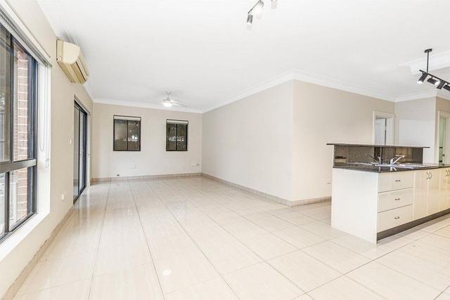 4/3-7 Windermere Avenue, NSW 2152