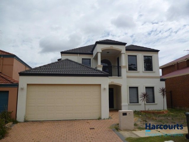 12 Woodlake Retreat, WA 6026