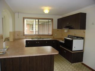 6 Kitchen (2012-08-21)