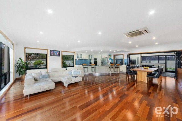 7 South Point Drive, SA 5606