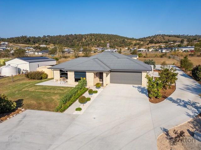 8 Hakea Court, QLD 4341