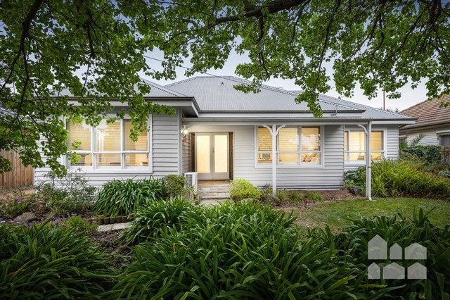 18 Napoleon Street, VIC 3012