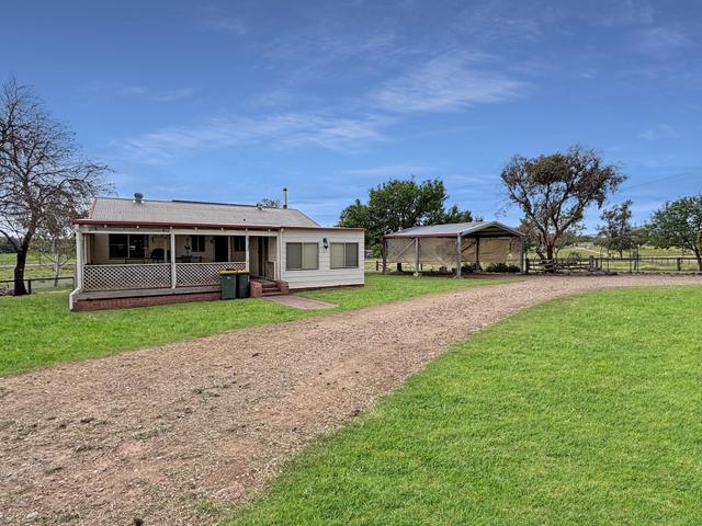 25 Duke Street, NSW 2343