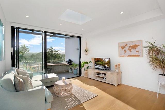 28/1 Walsh Street, NSW 2101
