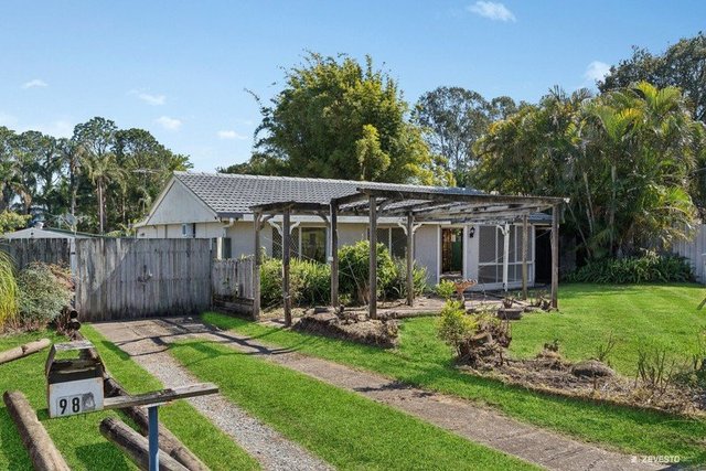 98 Atlantic Drive, QLD 4129