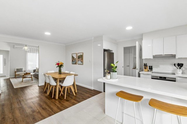9 Vaughan Street, WA 6059
