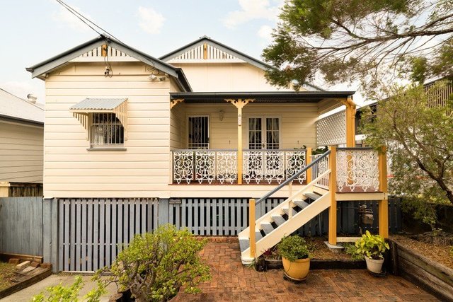 143 Fifth Avenue, QLD 4030