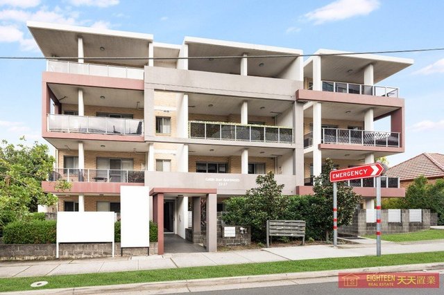12/33 Gray Street, NSW 2217