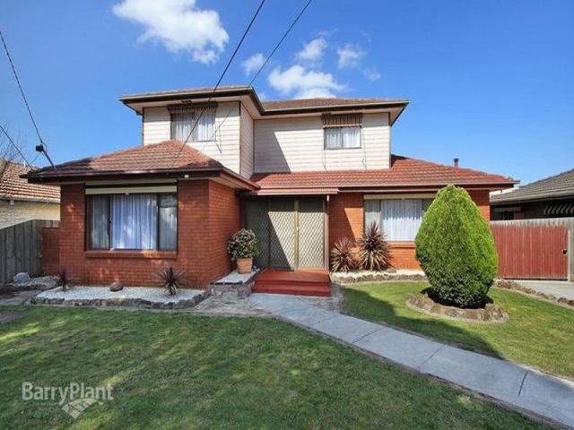 8 Gerda Street, VIC 3179