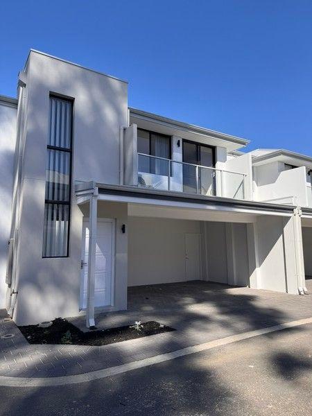8/42 Camberwell Street, WA 6107