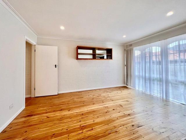 2/68 Madeleine Road, VIC 3168