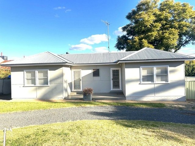 1/50 Ortella Street, NSW 2680