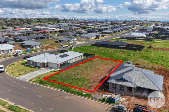 84 Evesham Circuit, NSW 2340