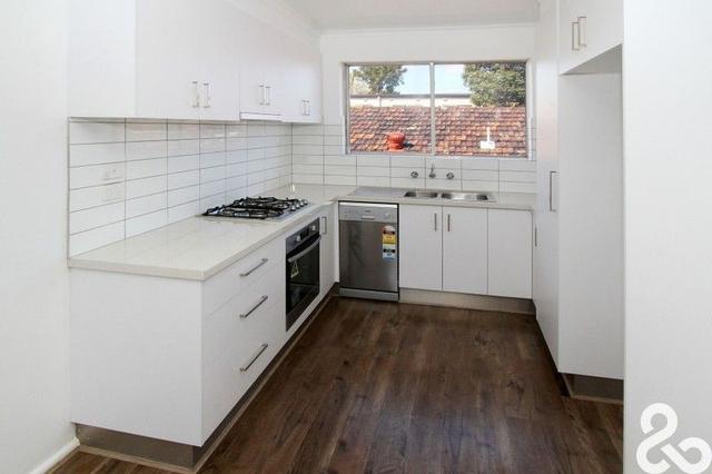 10/18 Smith Street, VIC 3071