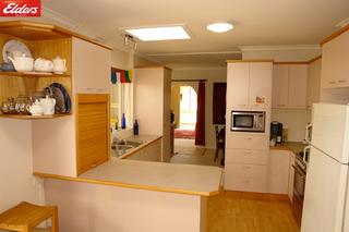 Kitchen (2011-11-30)