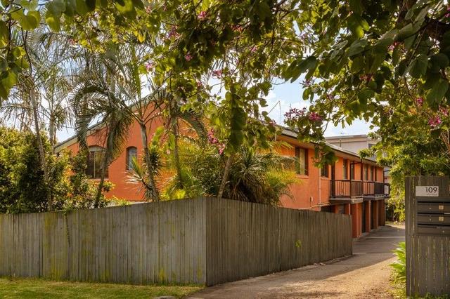 2/109 Hall Street, QLD 4051