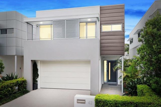 42 Central Park  Avenue, NSW 2153