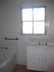 Bathroom (2013-07-30)