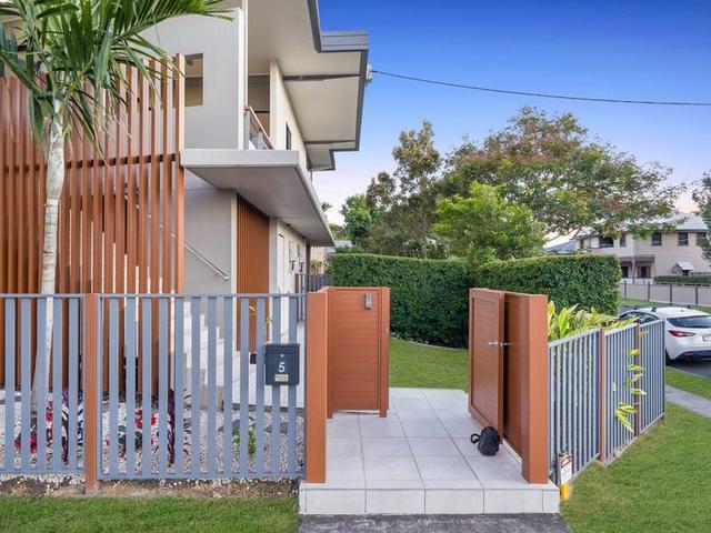 5/6 Sixth Avenue, QLD 4017