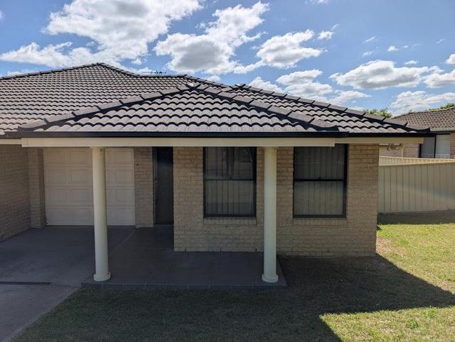 2/4 Northview Circuit, NSW 2333