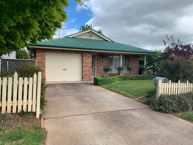 123A Sampson Street, NSW 2800