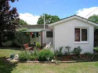 Backyard (2004-12-17)